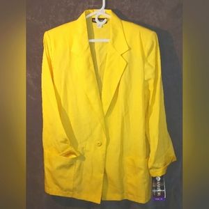 Light weight Yellow womans blazer size 16